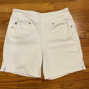 Belle by Kim Gravel Flexibelle shorts size 14